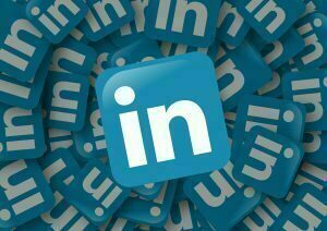linkedin-911794_1920 LinkedIn icon
